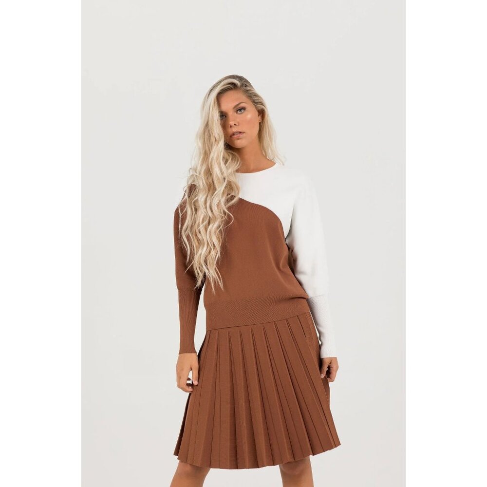 NWT Aleeza Paris Reisling Knit Sweater Top Ivory Cocoa Size Small